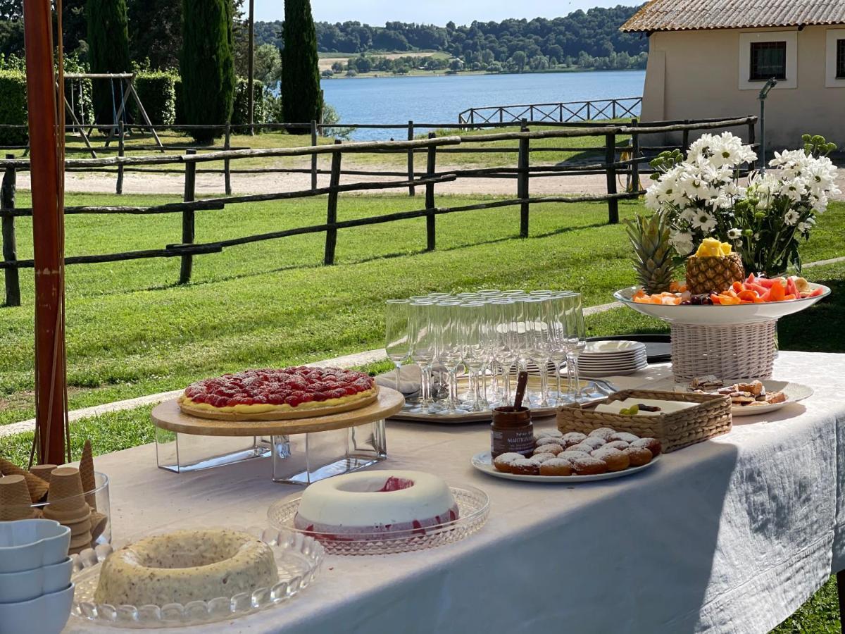 Agriturismo Potrero Grande Sul Lago Di Martignano Con Spiaggia Campagnano Di Roma Exterior photo